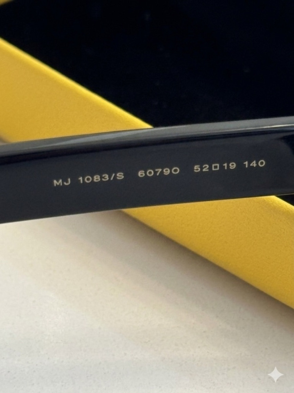 Marc Jacobs Black Sunglasses with Gold Temple Accents and Gradient Lenses Unisex - Picture 12 of 14